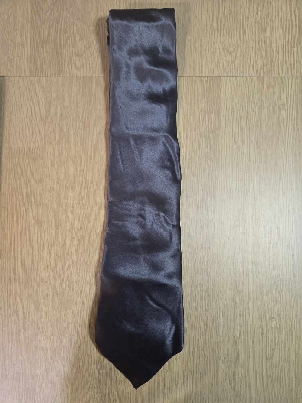Classic Solid Silk Men's Tie in Dark Charcoal